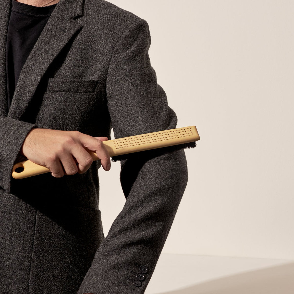 Goodee-Iris Hantverk-Clothes Brush